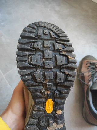 Zapatillas montaña BESTARD