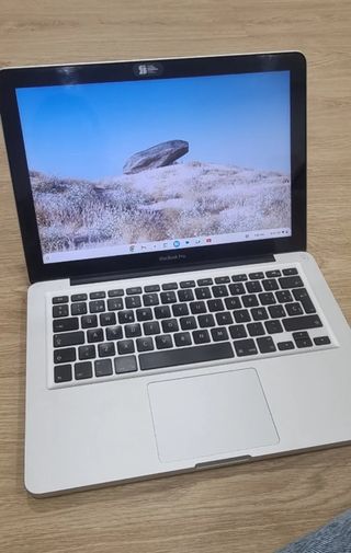 MacBook Pro Apple
