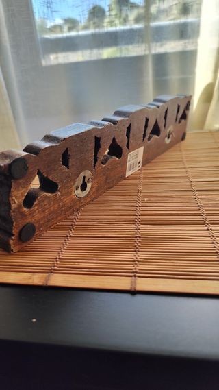 Perchero madera tallado 4 ganchos