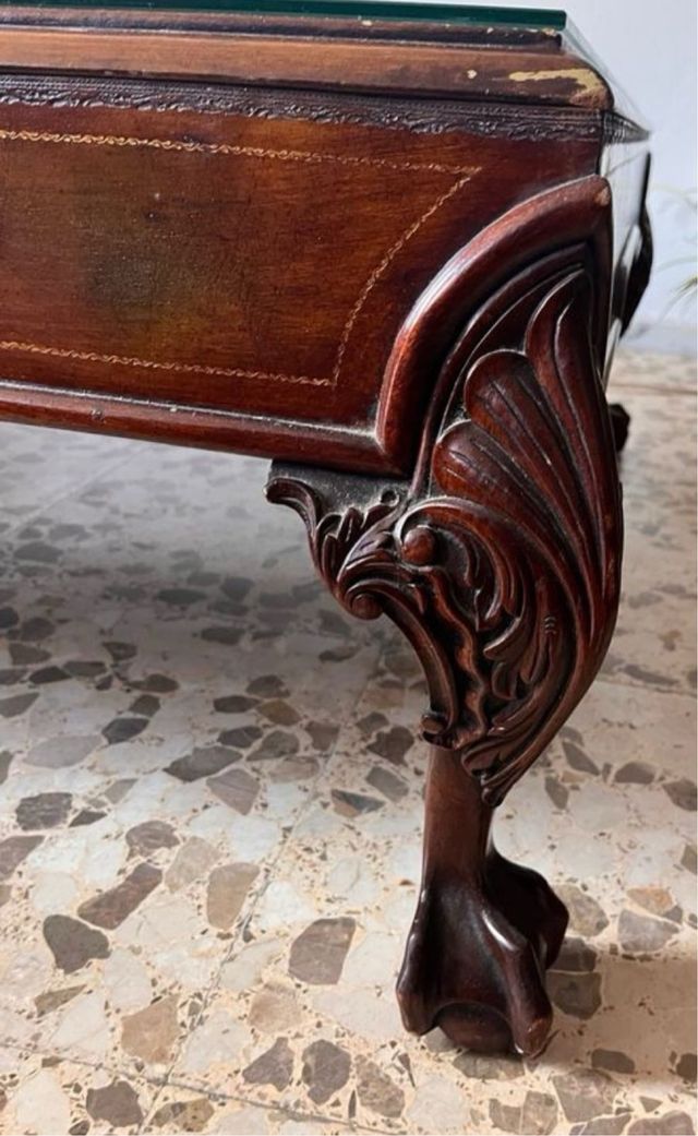 Mesa Centro Chippendale - Madera y Cristal