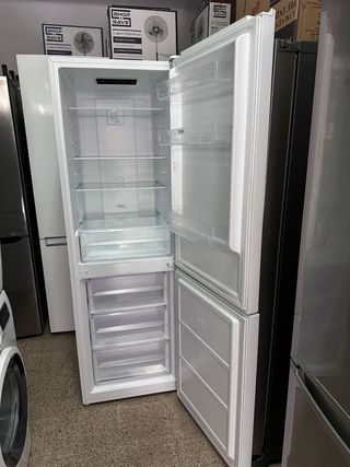 Nevera combi svan con garantía transporte 