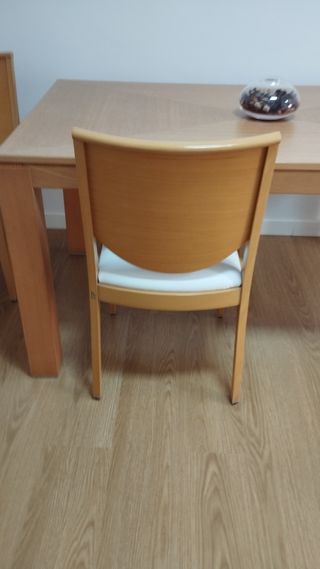 Sillas comedor de madera con asiento  blanco