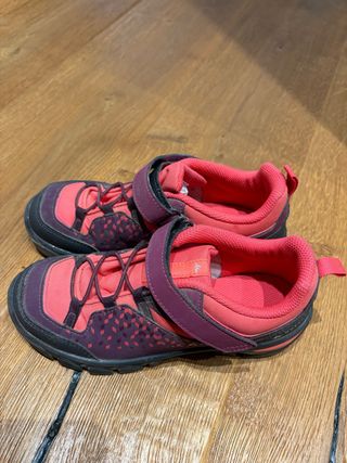 Zapatillas trekking / bambas niña nº 34
