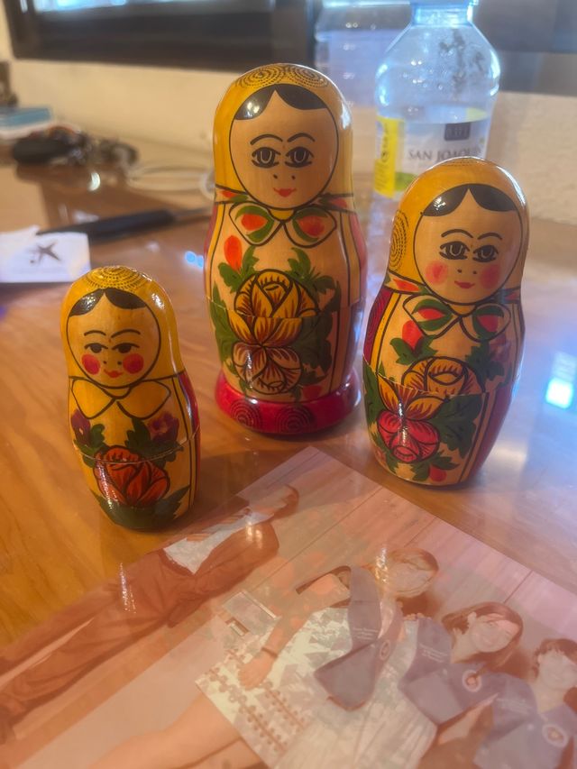 Matrioskas rusas pintadas a mano