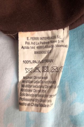 Capazo de paja. 
