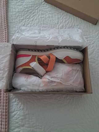 Sandalias Gioseppo nuevas,con etiqueta 