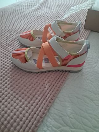 Sandalias Gioseppo nuevas,con etiqueta 