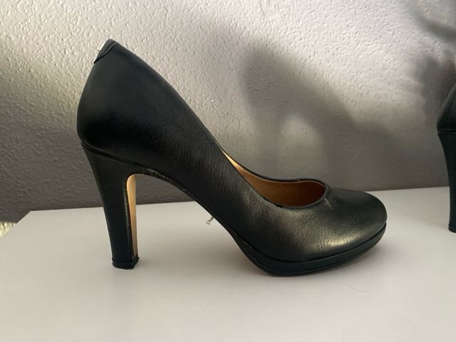 Tacones Negros