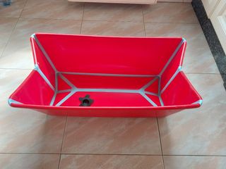 Bañera Stokke bebé plegable roja