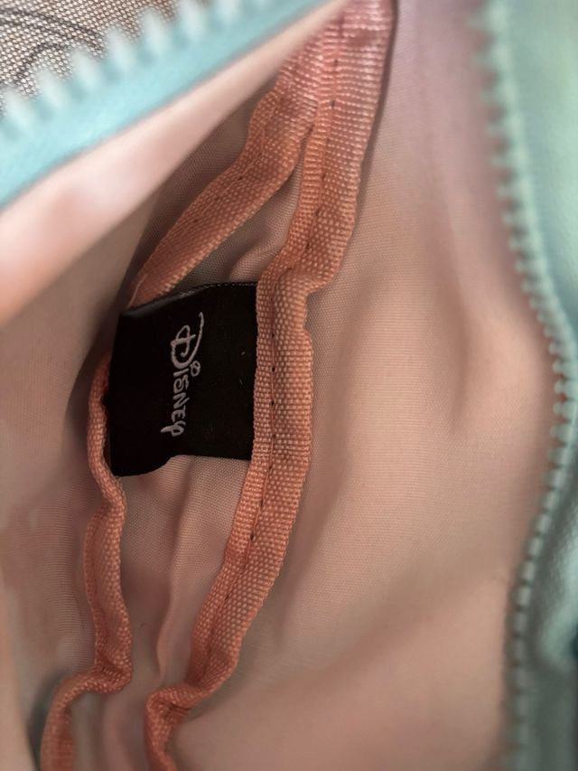 Riñonera Minnie Mouse Disney. motivo caritas minie