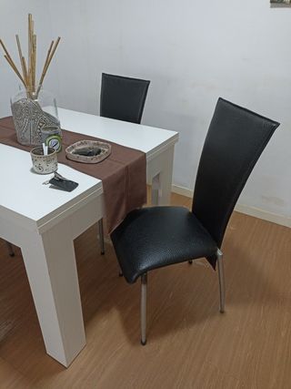 4sillas de salón , piel sintética