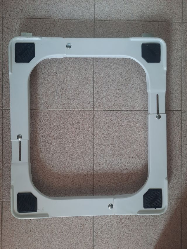 Base lavadora-secadora, cocina, frigorífico pequeñ