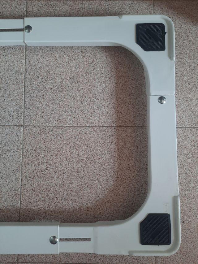 Base lavadora-secadora, cocina, frigorífico pequeñ