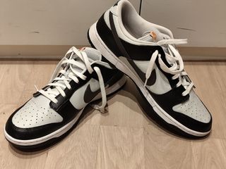 Nike Dunk Low - Gris y Negro talla 49,5