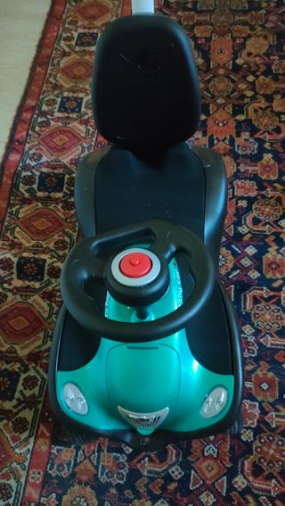 BOBBY CAR - Auto Cavalcabile 18 mesi