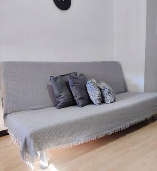 Sofá cama clic-clac Ikea gris ESCUCHO OFERTAS