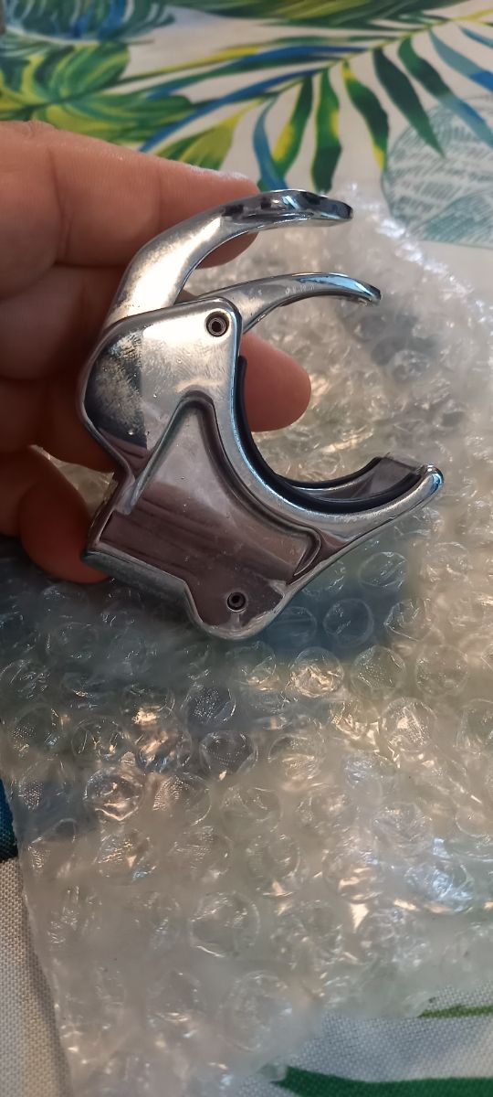 Sgancio rapido parabrezza Harley Davidson