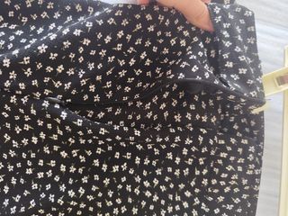 Falda negra flores - volantes