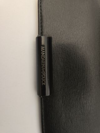 Billetero  MANDARINA DUCK negro