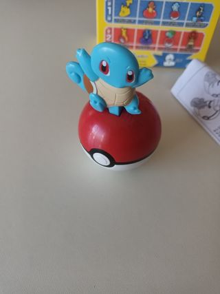 Squirtle Pokébola Happy Meal Japón