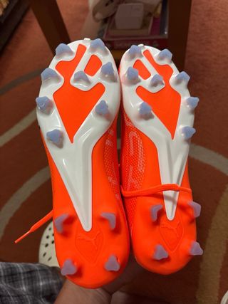 Botas Puma Fútbol Naranja