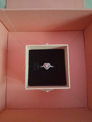 Anillo de Pandora rosa