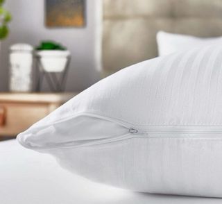 Lote fundas almohada + toallas blancas hosteleria 