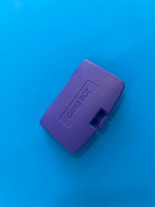 Game Boy Color: Tapa batería morada
