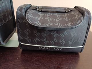 Set x2 Mary Kay: Trolley & Neceser