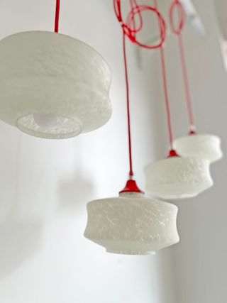  LAMPADE DA SOFFITTO IN VETRO BIANCO, ANNI '70