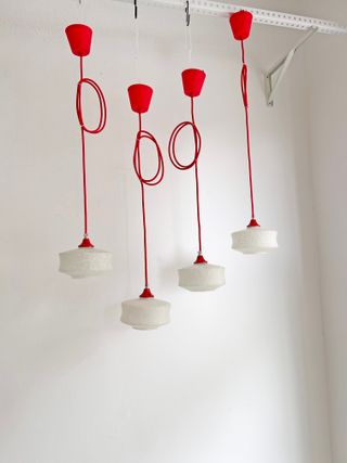  LAMPADE DA SOFFITTO IN VETRO BIANCO, ANNI '70