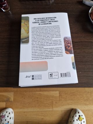 Ciencia política: Un manual