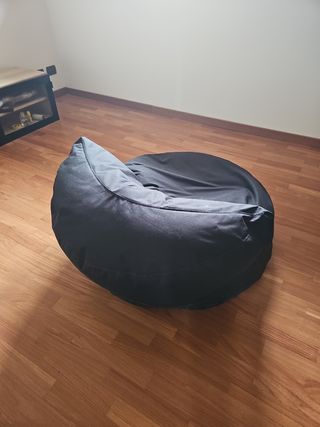 Pouf nero in tessuto