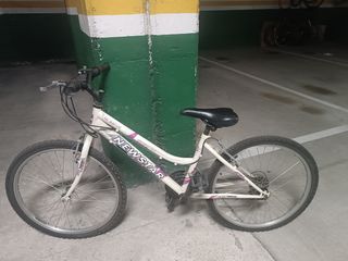 Bicicleta niña NewStar 22" 