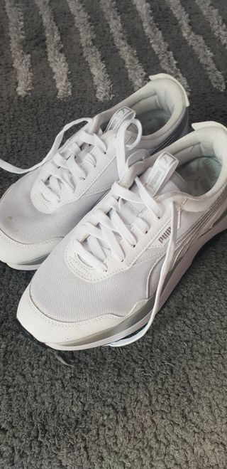 Zapatillas Puma blancas mujer