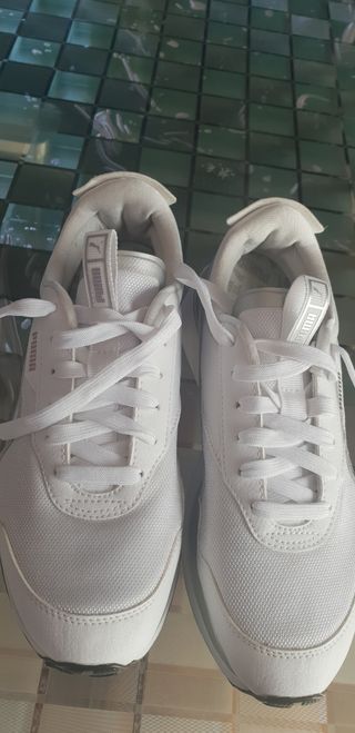 Zapatillas Puma blancas mujer
