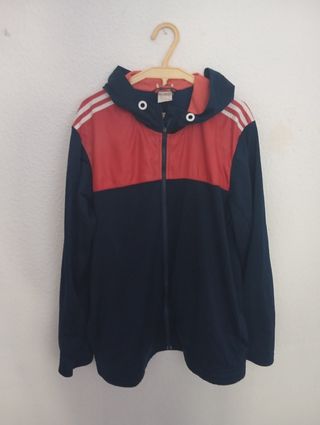 Sudadera azul y roja hombre