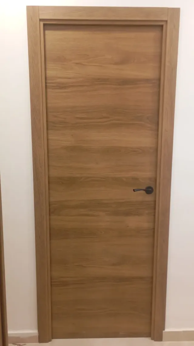 Montaje de puertas block, limpio y económico