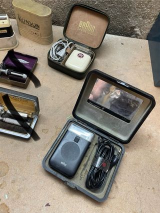 Máquinas antiguas (Ronson, Braun, Gillette)