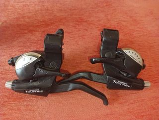 Manetas Shimano Tourney 7v