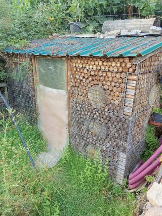 Finca rústica con invernadero