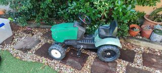 Lote juguetes niños: tobogán, moto y tractor