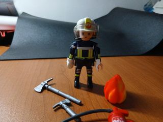 Playmobil Bombero con accesorios