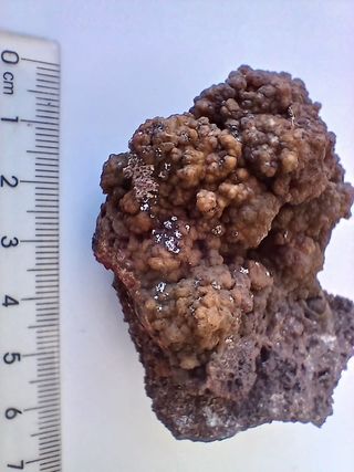 Mimetita mineral