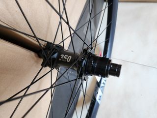 [nueva] Rueda trasera DT Swiss EX 1700 Enduro