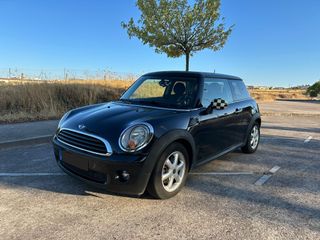 MINI ONE 2008