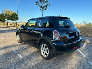 MINI ONE 2008