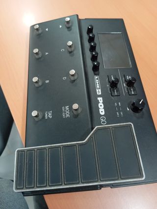 Line 6 POD Go - Pedalera Multiefectos