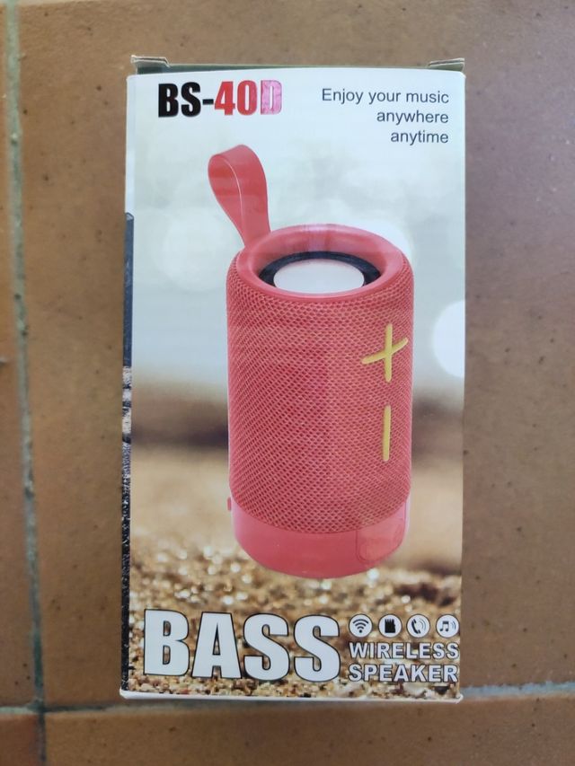 Altavoz inalámbrico BS-40D verde