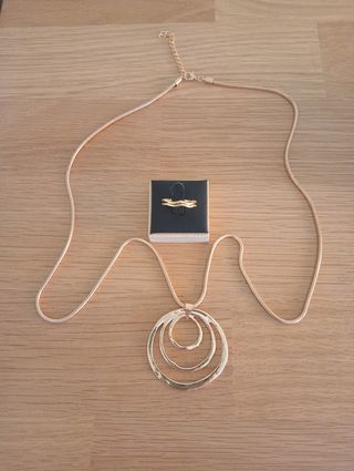 Conjunto Colgante más anillo.
